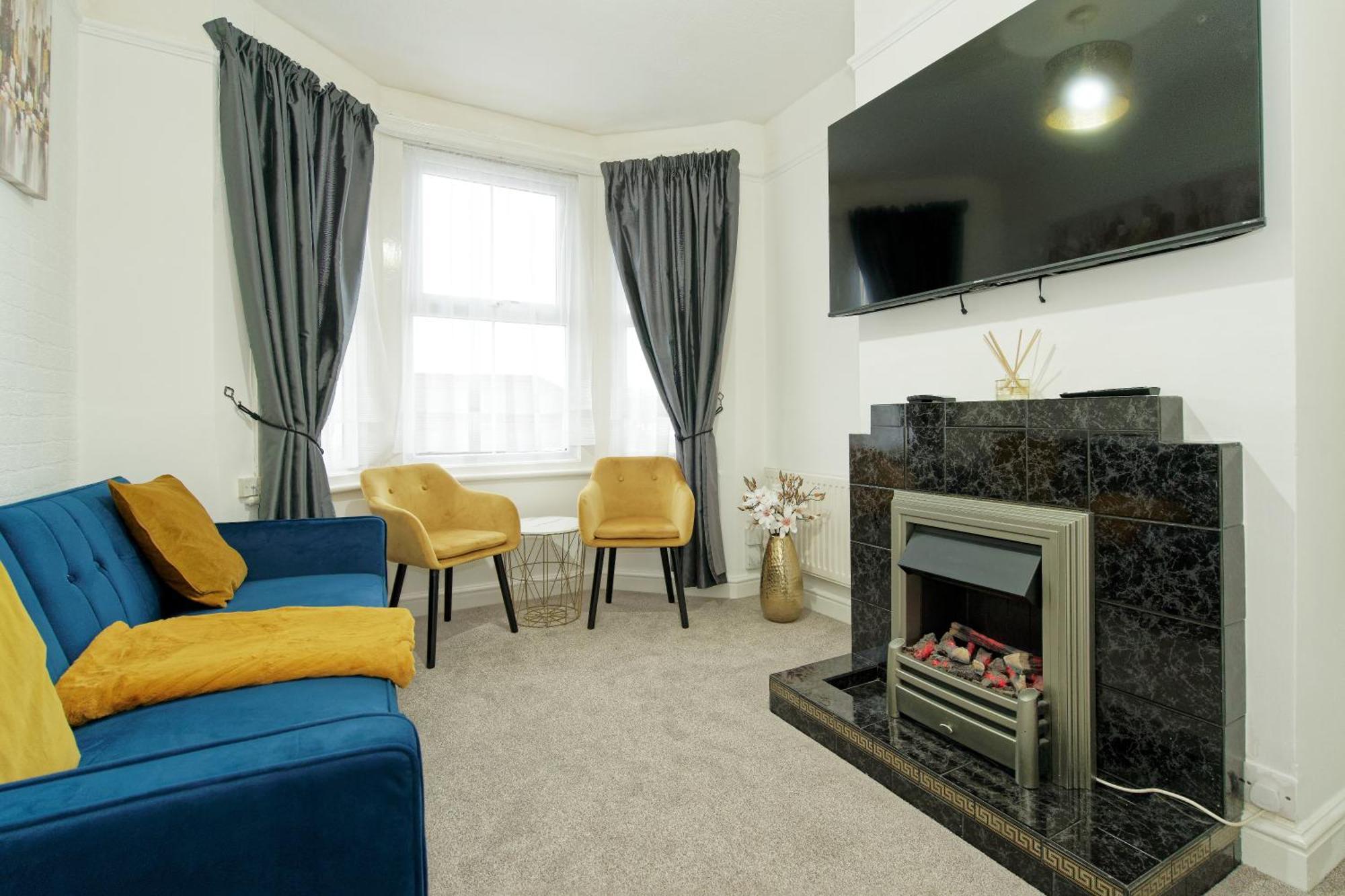 Ferienwohnung Lovely Luxury 3 Bed House Chatham  Exterior foto