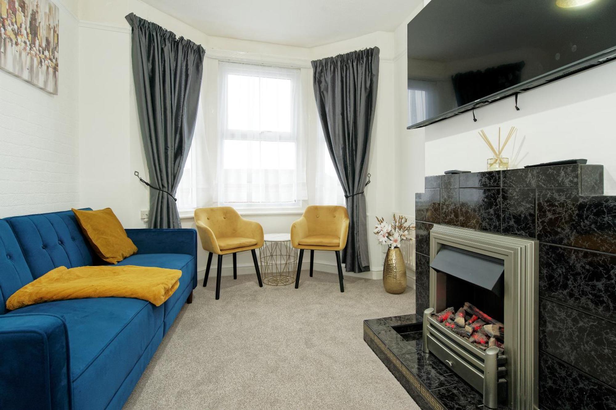 Ferienwohnung Lovely Luxury 3 Bed House Chatham  Exterior foto